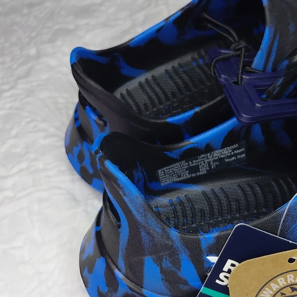 Rugged Shark Blue and Black Boys Water Shoes Sz 2